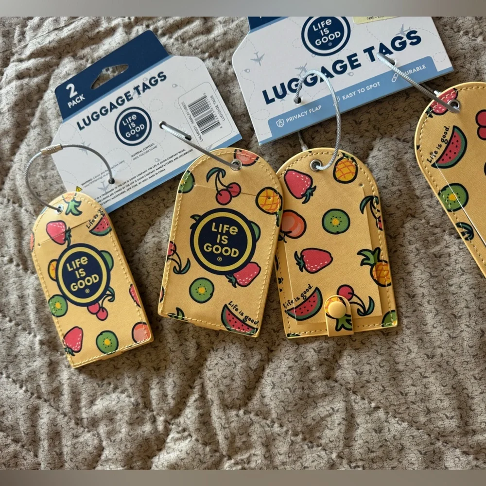 2 sets of 2 “Life Is Good” Fruit Print Luggage Tags - Yellow and Pink+ Zoom in🍉